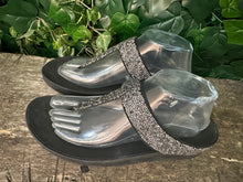 Afbeelding in Gallery-weergave laden, zo goed als nieuw super slippers van Fitflop maat 42
