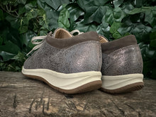 Afbeelding in Gallery-weergave laden, Nieuwe sneakers van Hartjes maat 37,5 (wijdte D)