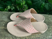 Afbeelding in Gallery-weergave laden, Nieuwe slippers van Fitflop maat 43 (wijd model)