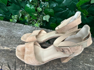 Nieuwe sandalen van Paul Green maat 37 (uk 4)