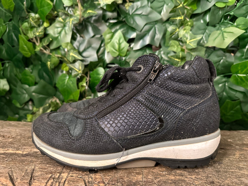 zo goed als nieuw hoge sneaker Xsensible maat 38(wijdte G)