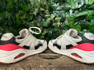 Nieuwe sneakers van Skechers maat 38
