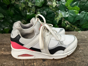 Nieuwe sneakers van Skechers maat 38