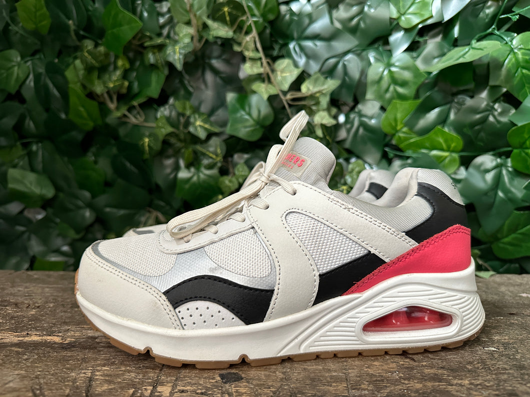 Nieuwe sneakers van Skechers maat 38