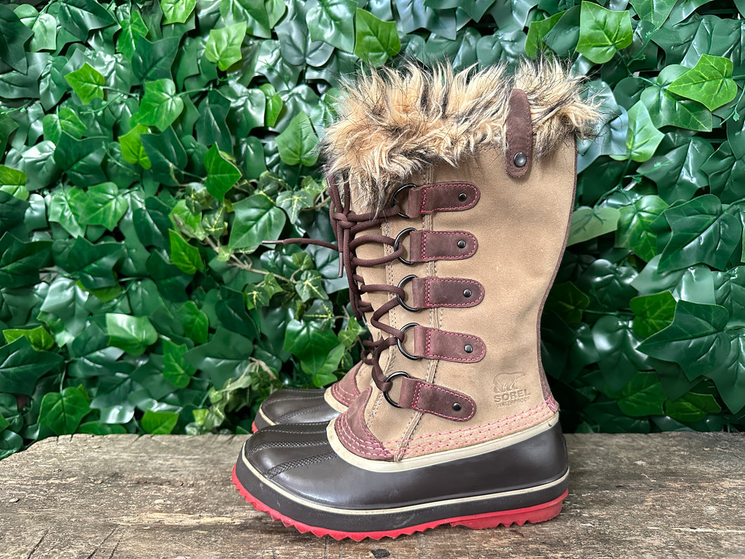 zo goed als nieuw snowboots van Sorel maat 37,5