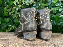 Afbeelding in Gallery-weergave laden, Nieuwe laars van Sendra maat 39