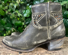 Afbeelding in Gallery-weergave laden, Nieuwe laars van Sendra maat 39