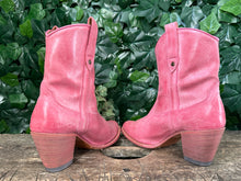 Afbeelding in Gallery-weergave laden, als nieuw gave laars van Sendra maat 38