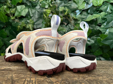 Afbeelding in Gallery-weergave laden, Nieuwe sandalen van McQ maat 39