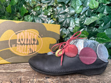 Afbeelding in Gallery-weergave laden, Bijna Nieuwe veterschoen van Loints of Holland maat 38