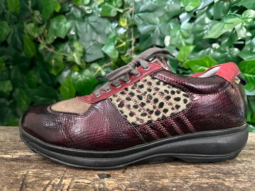 Zo goed als nieuw sneaker van Xsensible maat 41
