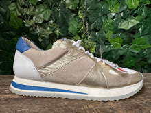 Afbeelding in Gallery-weergave laden, Nieuwe sneakers van AQA maat 41