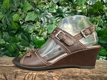 Afbeelding in Gallery-weergave laden, Nieuwe sandalen van Ecco maat 37