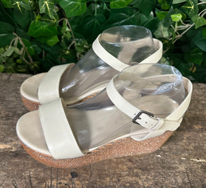 Bijna Nieuwe plateau sandalen Brunello Cucinelli maat 39,5