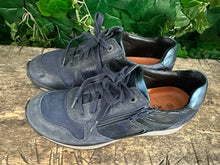 Afbeelding in Gallery-weergave laden, zo goed als nieuw sneaker van Xsensible maat 39 (wijdte G)