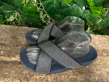 Afbeelding in Gallery-weergave laden, Zo goed als nieuw slippers van Fitflop maat 42