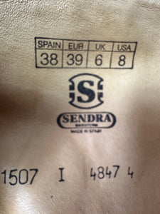 Nieuwe blokhak vintage retro laars van Sendra maat 39