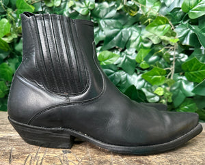 Zo goed als nieuw boots van Sancho maat 42