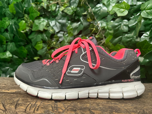 Zo goed als nieuw Skechers sport maat 41