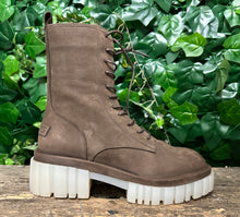 Afbeelding in Gallery-weergave laden, Nieuwe boots van Shabbies maat 38