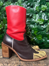 Afbeelding in Gallery-weergave laden, zo goed als nieuw vintage blokhak laars van Sendra maat 42