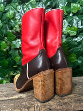 Afbeelding in Gallery-weergave laden, zo goed als nieuw vintage blokhak laars van Sendra maat 42