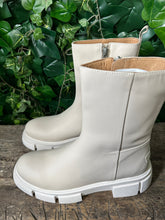 Afbeelding in Gallery-weergave laden, Nieuwe boots van Shabbies Amsterdam maat 40