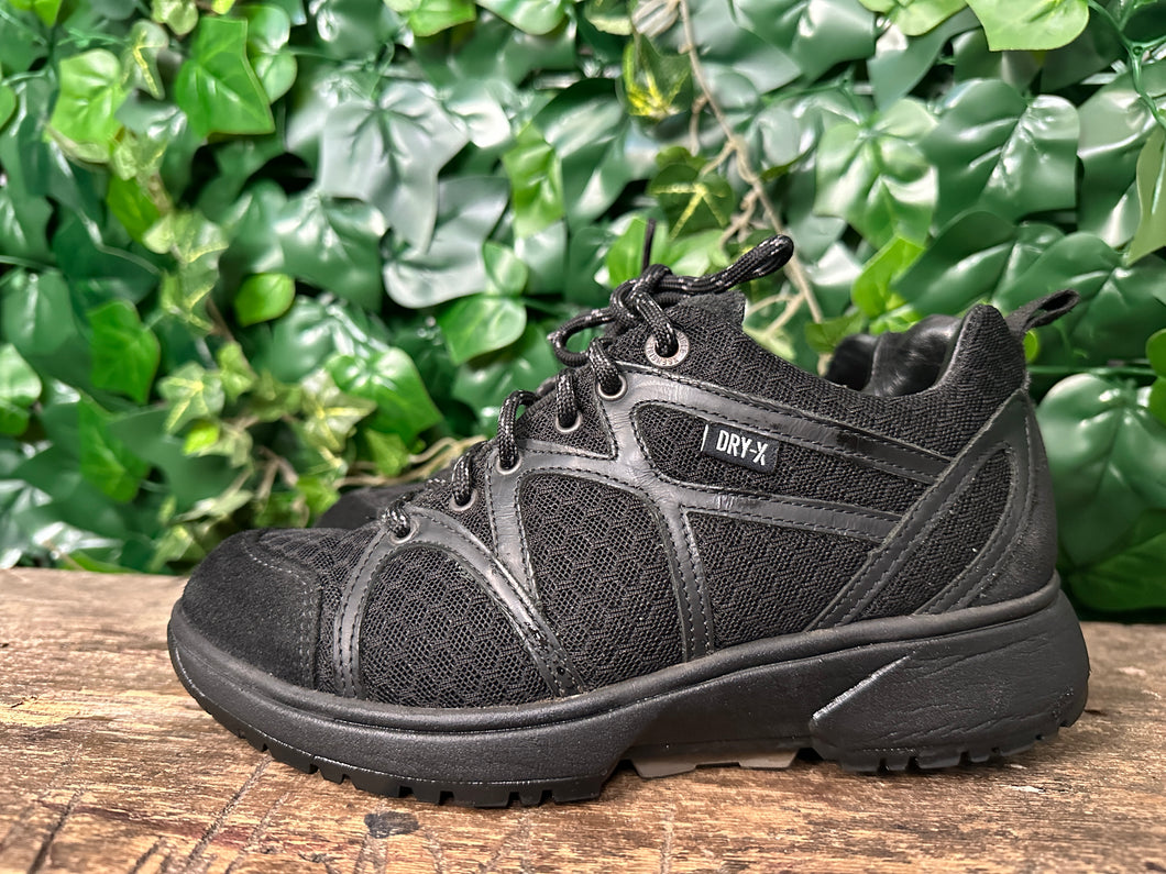 zo goed als nieuw sneaker van Xsensible maat 36 (wijdte H)