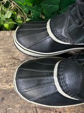 Afbeelding in Gallery-weergave laden, Bijna Nieuwe boots van Sorel &quot;Joan of Arctic&quot; maat 43
