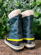 Afbeelding in Gallery-weergave laden, Nieuwe snowboots van Sorel maat 37