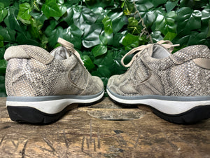 zo goed als nieuw sneaker van Xsensible maat 38(wijdte G)