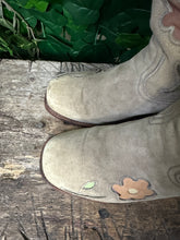 Afbeelding in Gallery-weergave laden, zo goed als nieuw blokhak flower laars van Sendra maat 35