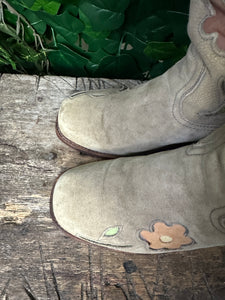 zo goed als nieuw blokhak flower laars van Sendra maat 35