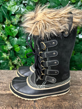 Afbeelding in Gallery-weergave laden, Nieuwe snowboots van Sorel maat 38