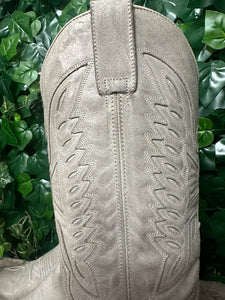 Bijna Nieuwe gave laars van Sendra maat 41