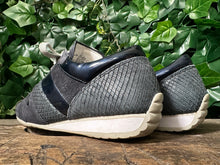 Afbeelding in Gallery-weergave laden, bijna Nieuwe sneakers van Gabor maat 37 (wijdte G)