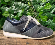 Afbeelding in Gallery-weergave laden, bijna Nieuwe sneakers van Gabor maat 37 (wijdte G)