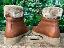 Afbeelding in Gallery-weergave laden, Nieuwe boots van panama jack maat 41