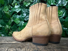 Afbeelding in Gallery-weergave laden, zo goed als nieuw laars van Sendra maat 38