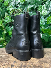 Afbeelding in Gallery-weergave laden, Bijna Nieuwe boots van Panama Jack maat 38