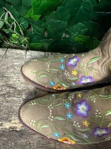 zo goed als nieuw prachtige flower laars van Sendra maat 38