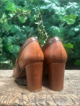Afbeelding in Gallery-weergave laden, Nieuwe retro vintage stijl pump van La Veintinueve maat 39