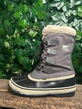 Afbeelding in Gallery-weergave laden, zo goed als nieuw snowboots van Sorel maat 38