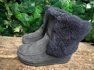 zo goed als nieuw mukluk laars van Fitflop maat 37