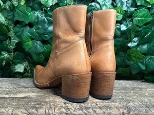 gave Vintage blokhak laars van Sendra maat 41