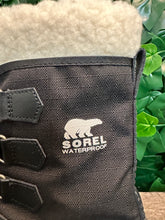 Afbeelding in Gallery-weergave laden, Bijna Nieuwe snowboots van Sorel maat 36