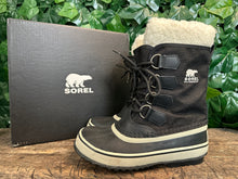 Afbeelding in Gallery-weergave laden, Bijna Nieuwe snowboots van Sorel maat 36