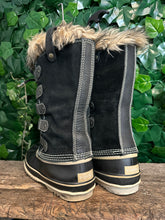 Afbeelding in Gallery-weergave laden, Bijna Nieuwe snowboots van Sorel maat 41,5