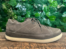 Afbeelding in Gallery-weergave laden, zo goed als nieuw sneaker van Fitflop maat 44