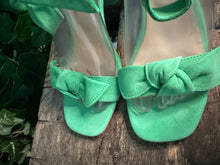 Afbeelding in Gallery-weergave laden, Nieuwe sandalen van Fabienne Chapot maat 38